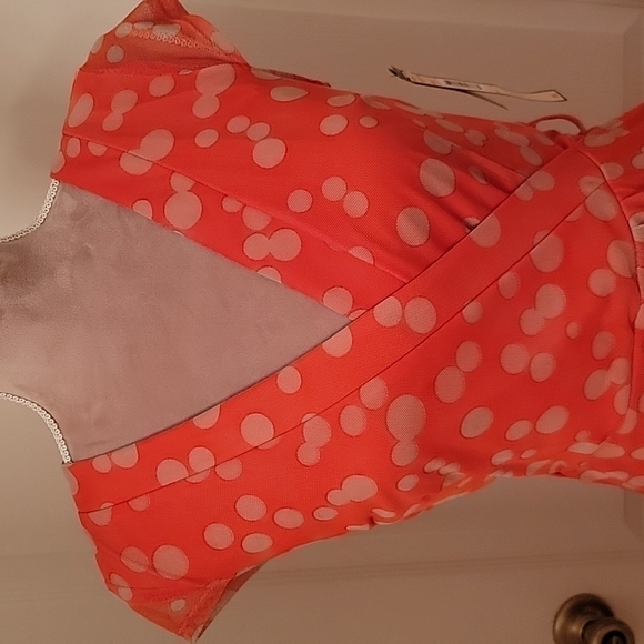 I le size 6 Orange with White Polkadot Dress - Picture 2 of 10